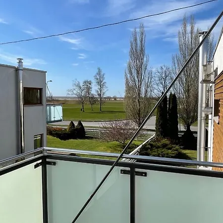 Papli With Seaview Balcony Διαμέρισμα *