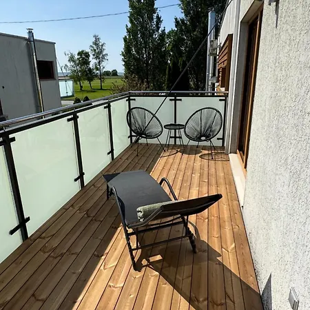 Διαμέρισμα Papli With Seaview Balcony Παρνού