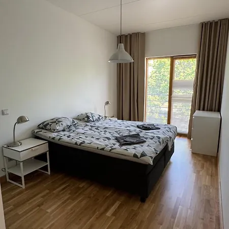 Papli With Seaview Balcony Apartman Parnu