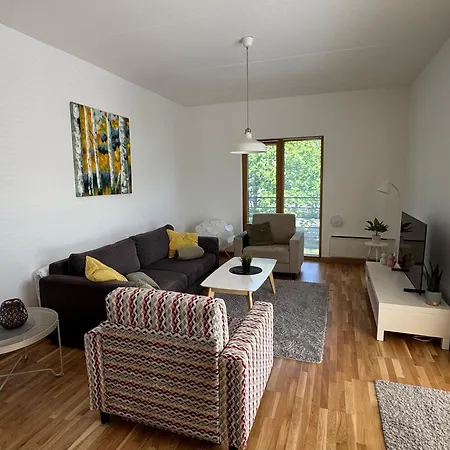 Papli With Seaview Balcony Apartman Parnu